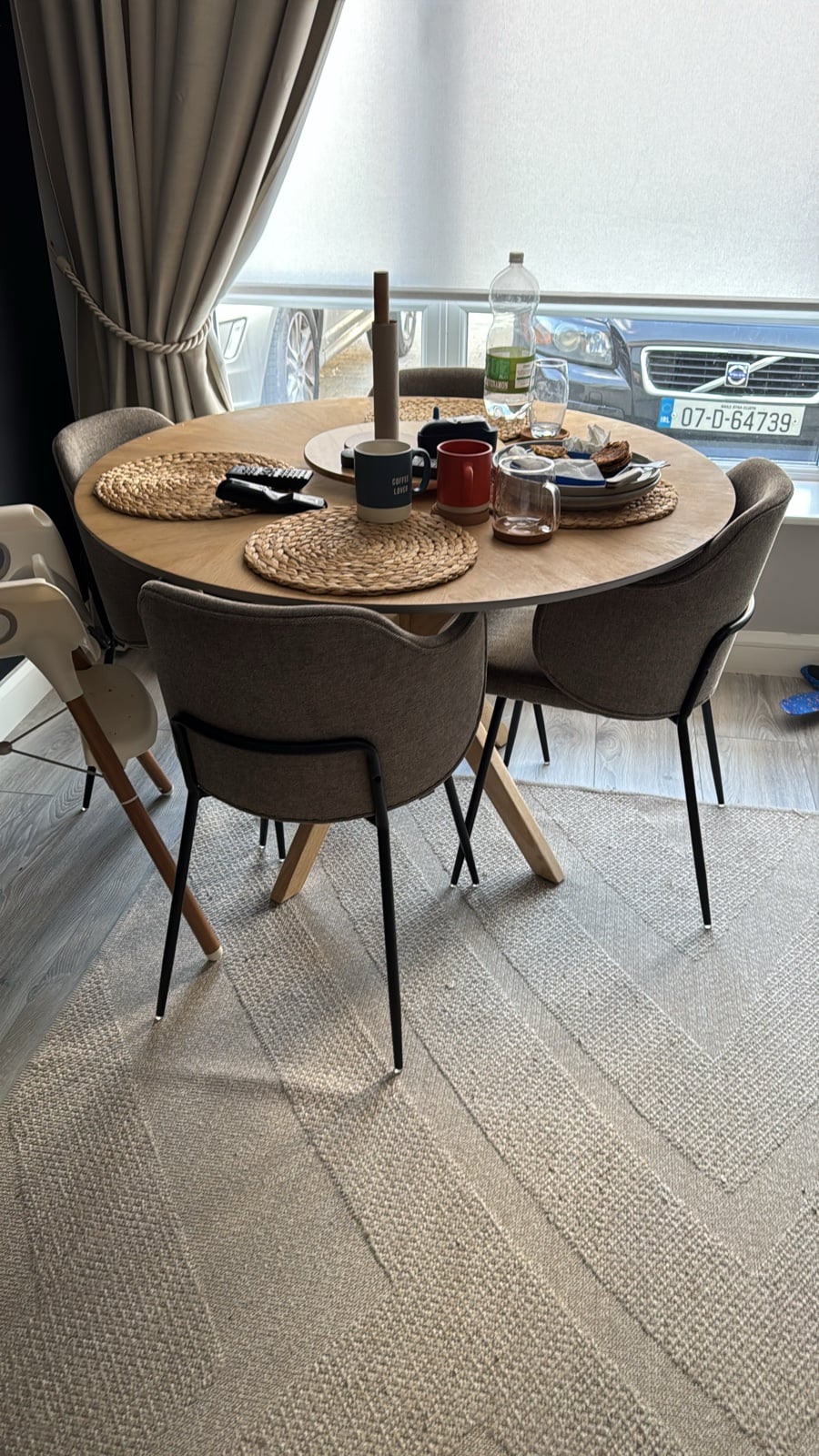 Table refurbished Scandinavian look
